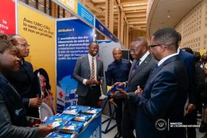 Couverture Santé Universelle : Daniel Mukoko Samba plaide pour un investissement massif dans le capital humain